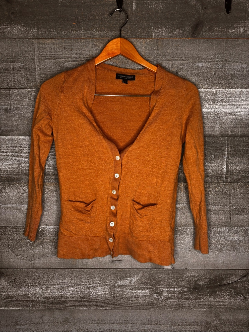 Banana Republic S 100% merino wool Women's beige Button-Front Cardigan Sweater